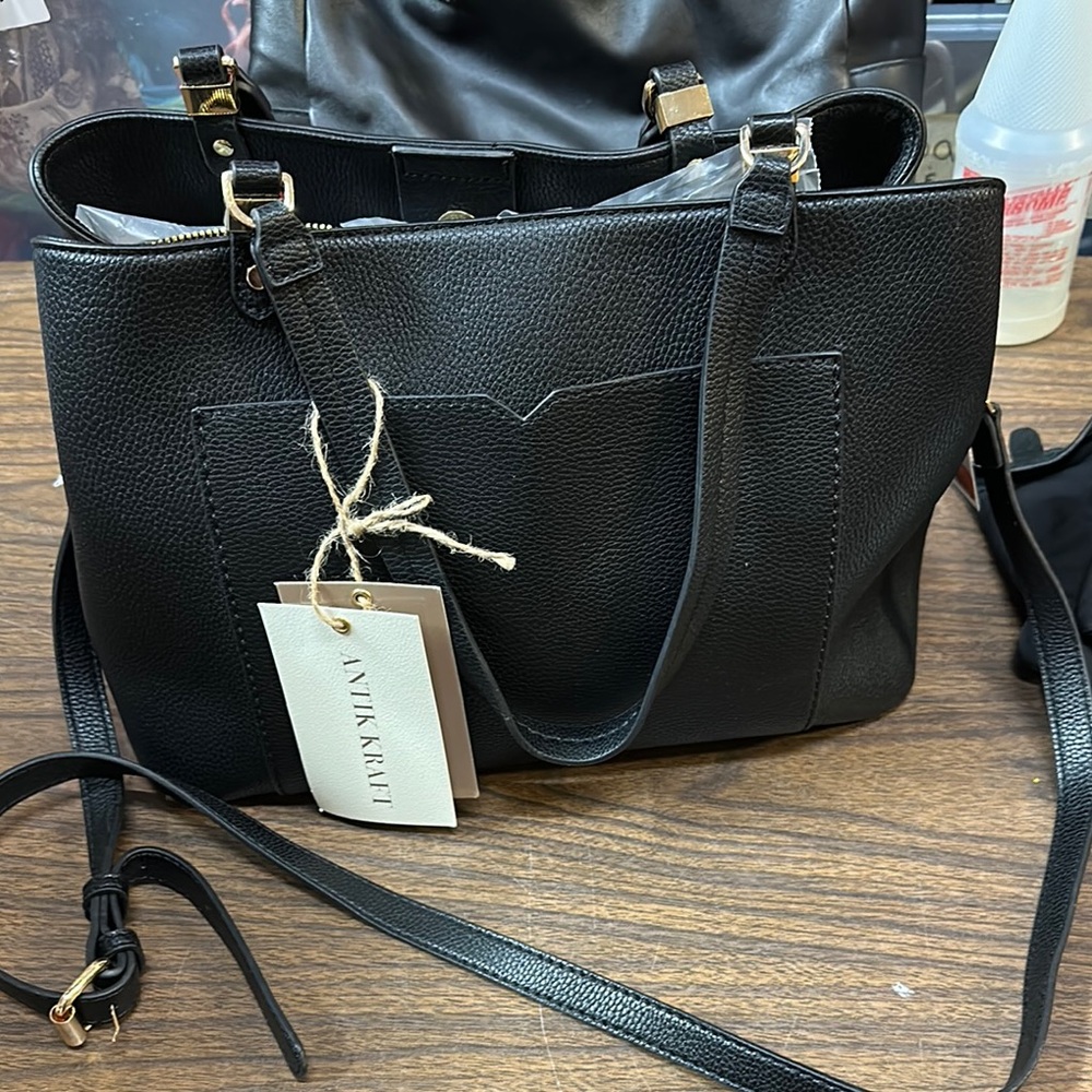 Antik Kraft Black Tote Bag with Structured Design